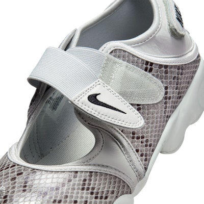 (W) 나이키 에어 리프트 포톤 더스트/블랙 IM5739-001 Sizing (W) 나이키 에어 리프트 포톤 더스트/블랙 IM5739-001