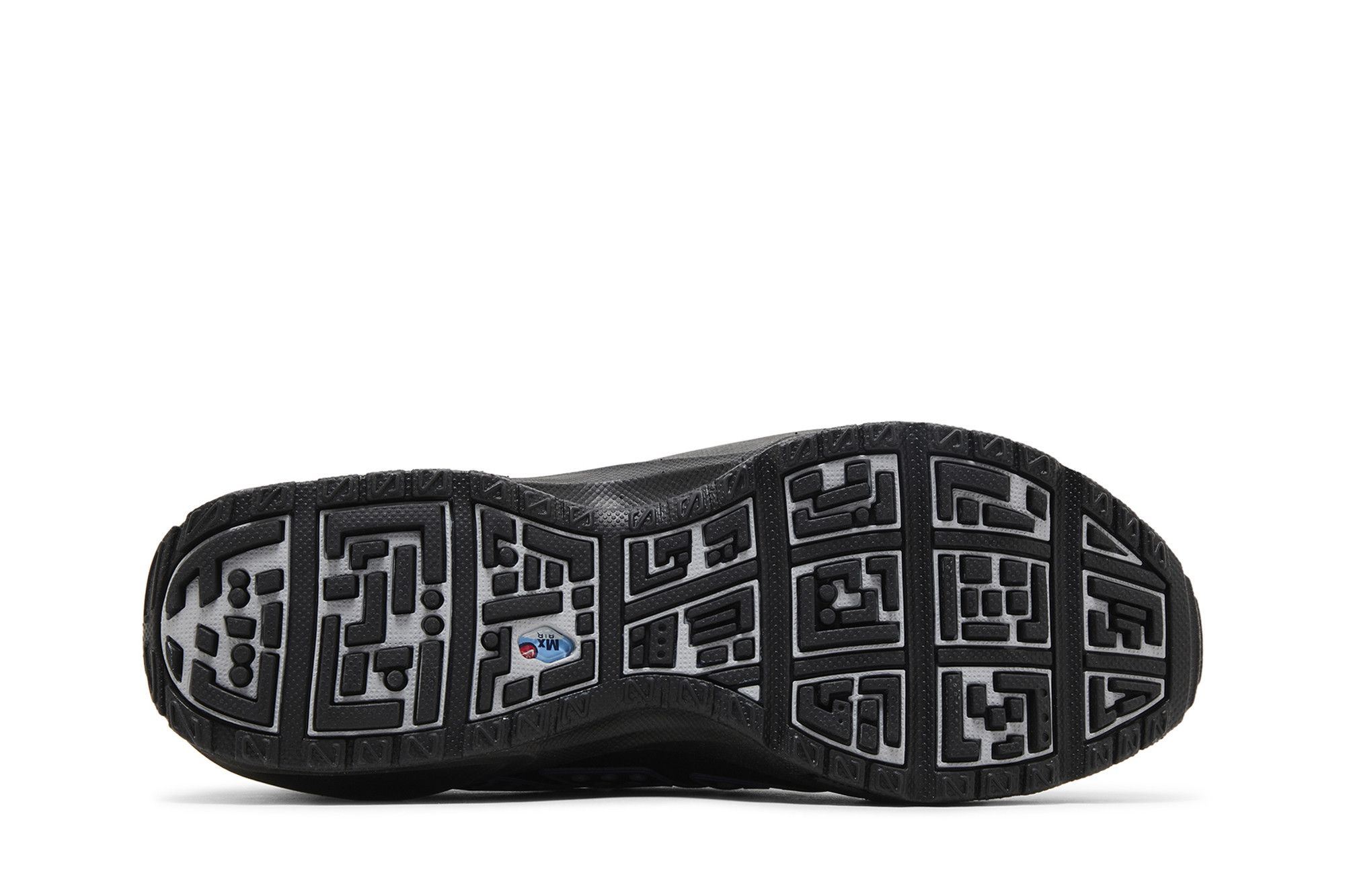 Shop (W) Nike Air Sunder Max ''Nero Argento'' FZ2068-001