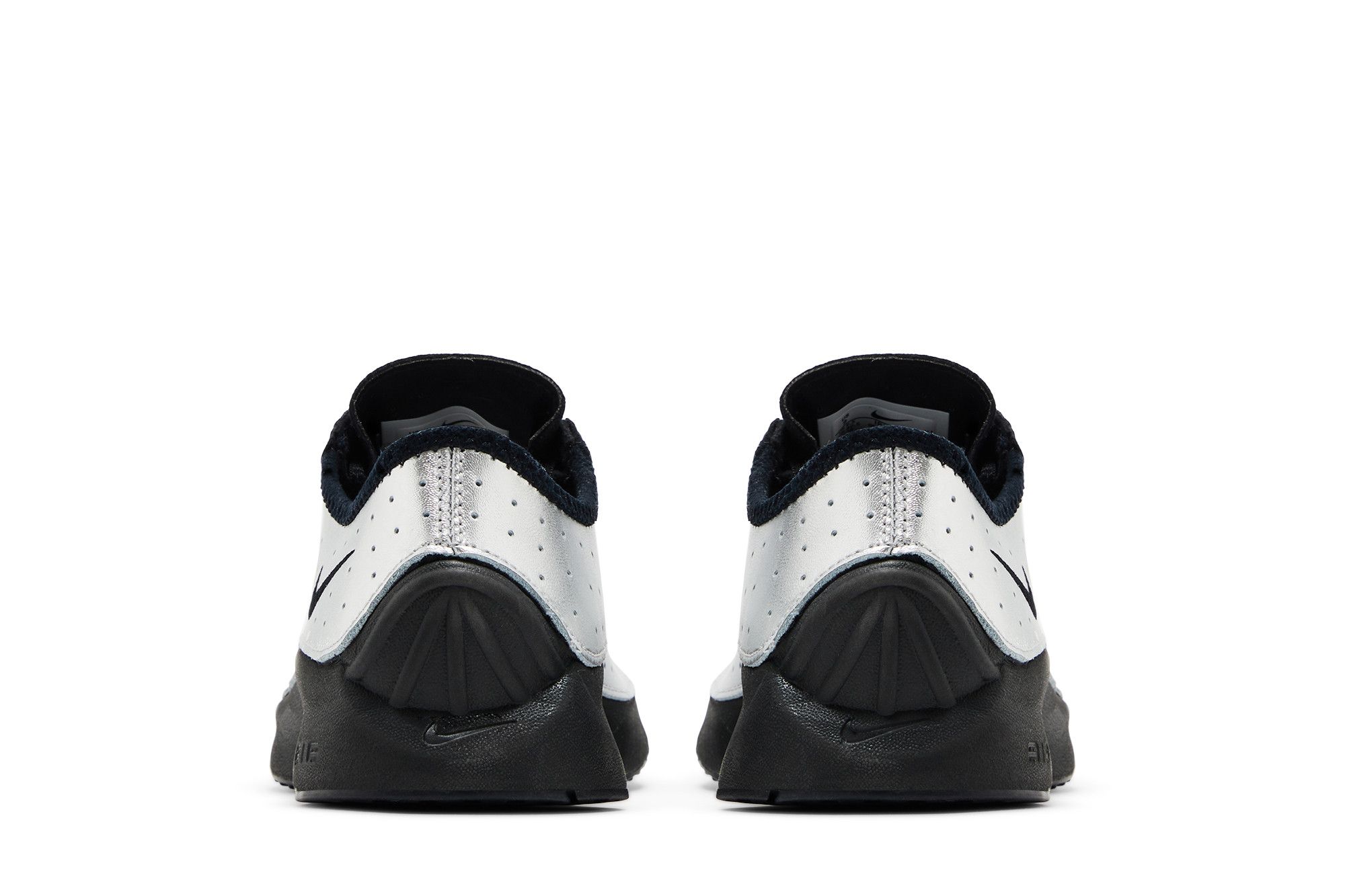 Sizing (W) Nike Air Superfly ''Metallic Silber'' IB5824-001