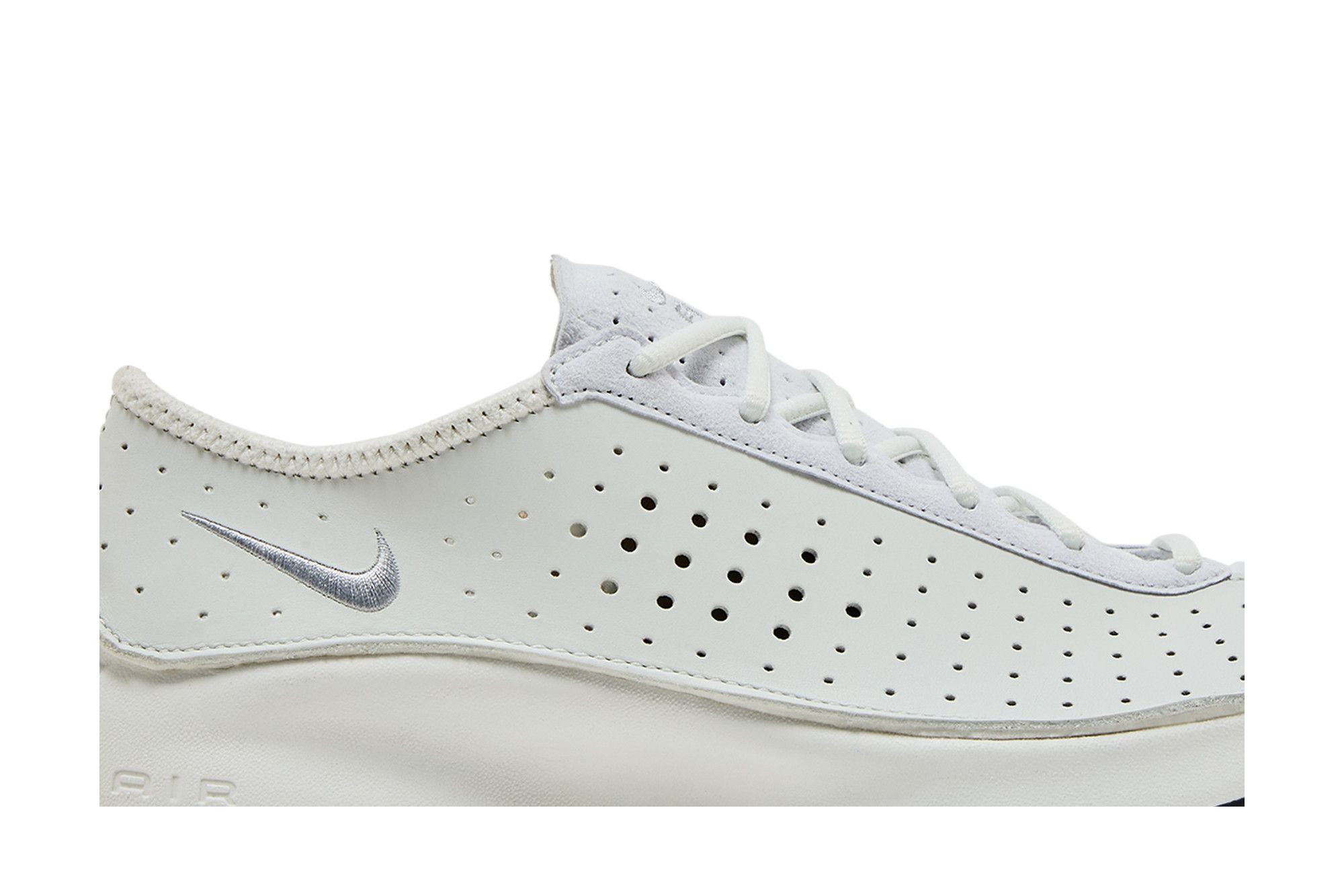 Lookbook (W) 耐克Air Superfly "顶峰白金属银" HJ8082-100