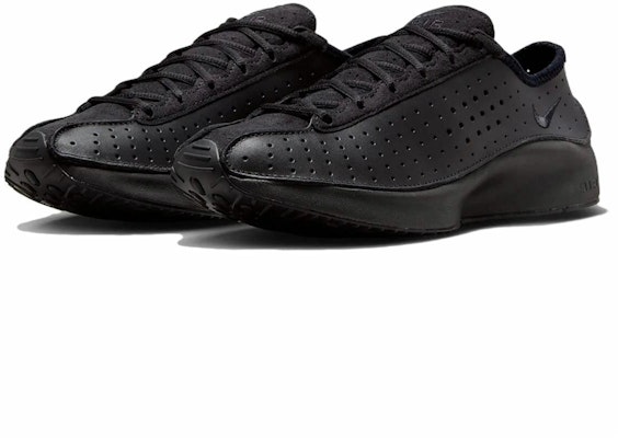 (W) ナイキ エア スーパーフライ 'トリプルブラック' HJ8082-002 Lookbook (W) ナイキ エア スーパーフライ 'トリプルブラック' HJ8082-002