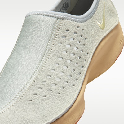 (W) 나이키 에어 슈퍼플라이 목 씨글래스/그레이포그/버프골드/알라바스터 HV8628-002 Sizing (W) 나이키 에어 슈퍼플라이 목 씨글래스/그레이포그/버프골드/알라바스터 HV8628-002