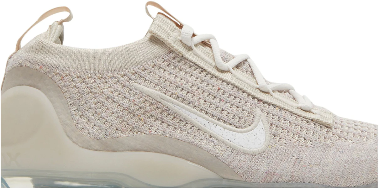 (Women) Nike Air VaporMax 2021 Flyknit 'Oatmeal White' DC9454-101 Lookbook (Women) Nike Air VaporMax 2021 Flyknit 'Oatmeal White' DC9454-101