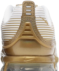 (W) ナイキ エア ヴェイパーマックス 360 "ホワイト/メタリックゴールド" CK9670-101 Sizing (W) ナイキ エア ヴェイパーマックス 360 "ホワイト/メタリックゴールド" CK9670-101