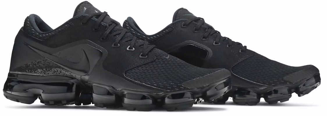 All black vapormax for best sale women