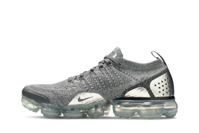 (Women) Nike Air VaporMax Flyknit 2 Dark Grey Chrome