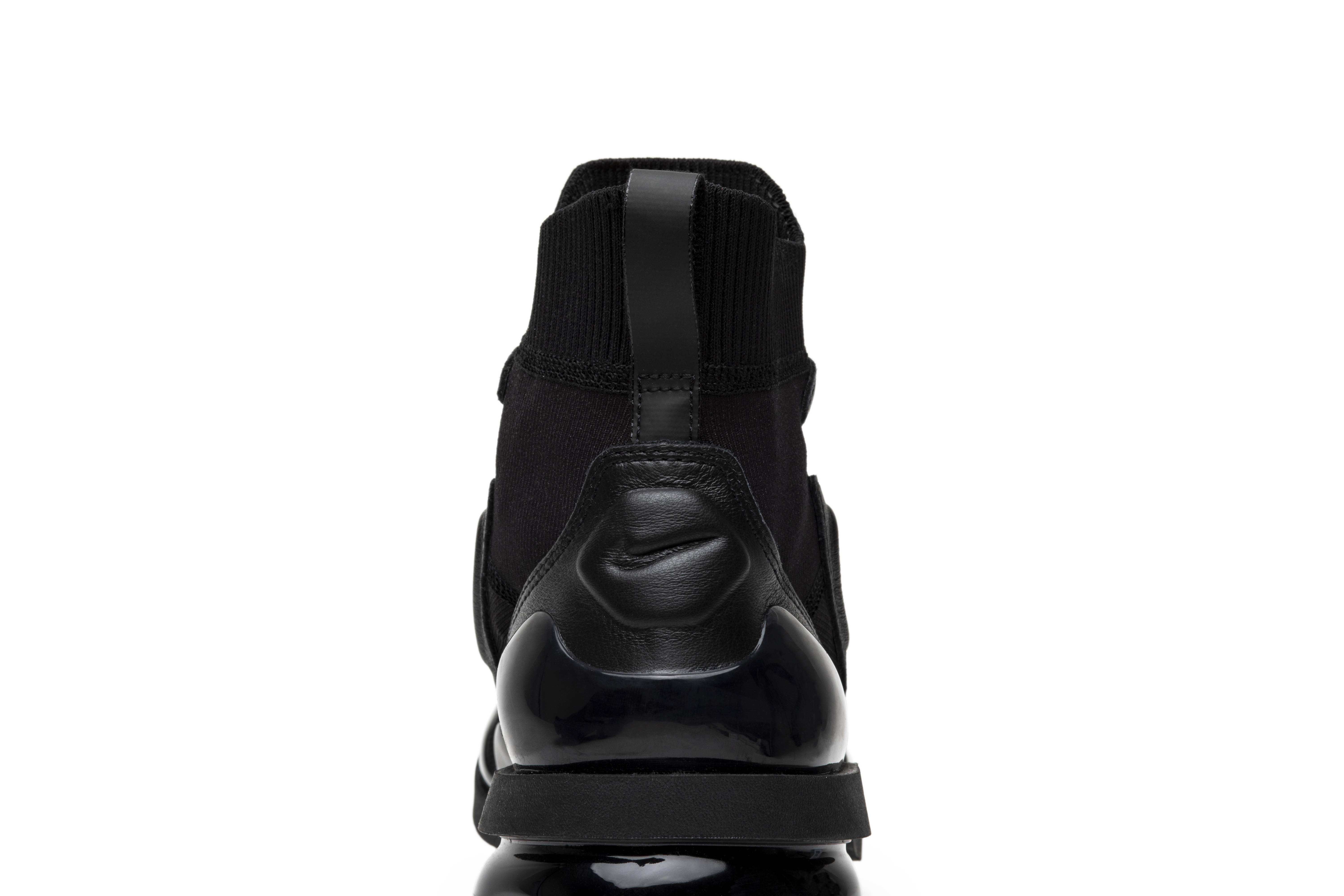 (W) Nike Air VaporMax Light 2 Triple Black 圖 7