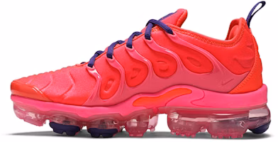 (W) 나이키 에어 베이퍼맥스 플러스 '브라이트 크림슨' CU4907-600 Lookbook (W) 나이키 에어 베이퍼맥스 플러스 '브라이트 크림슨' CU4907-600