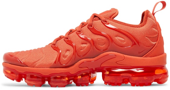 (W) 나이키 에어 베이퍼맥스 플러스 '트리플 오렌지' DZ4440-800 Lookbook (W) 나이키 에어 베이퍼맥스 플러스 '트리플 오렌지' DZ4440-800