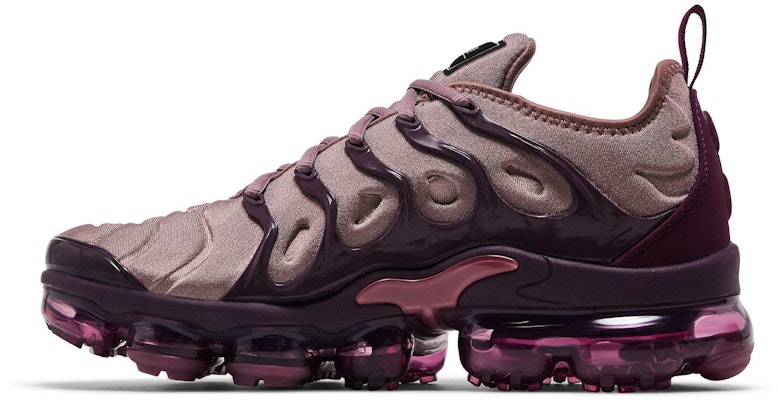 (W) Nike Air VaporMax Plus Bordeaux Sepatu Pria AO4550-200 Lookbook (W) Nike Air VaporMax Plus Bordeaux Sepatu Pria AO4550-200