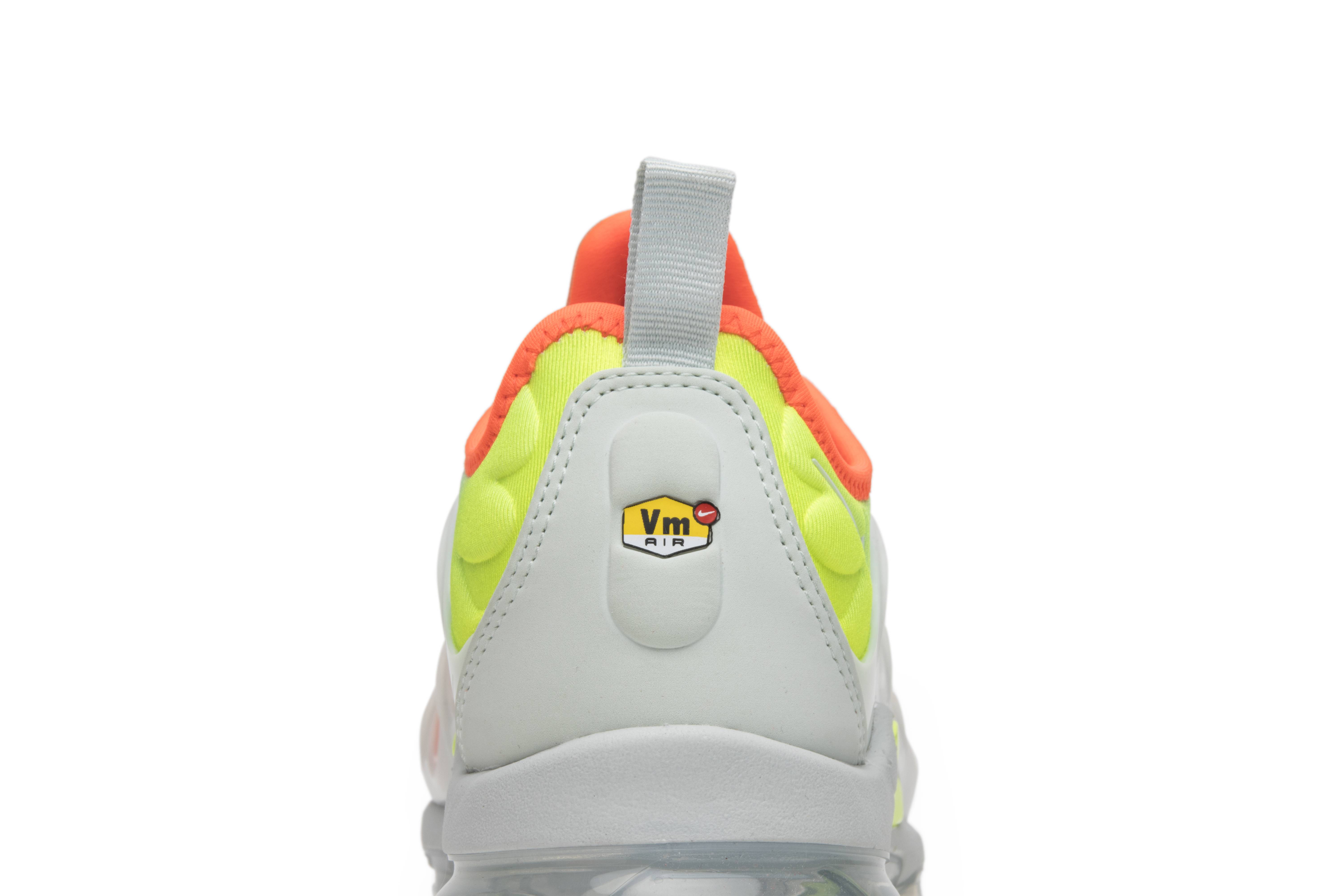 Buy Women Nike Air VaporMax Plus Reverse Sunset AO4550 003 Novelship