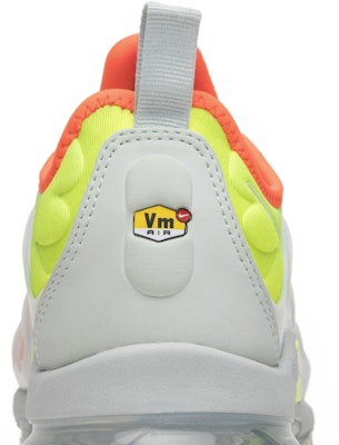 (Wanita) Nike Air VaporMax Plus Reverse Sunset AO4550-003 Sizing (Wanita) Nike Air VaporMax Plus Reverse Sunset AO4550-003