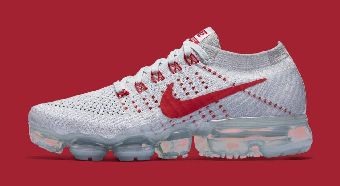 Lookbook (W) Nike Air VaporMax Platinum Merah Universitas 849557-060