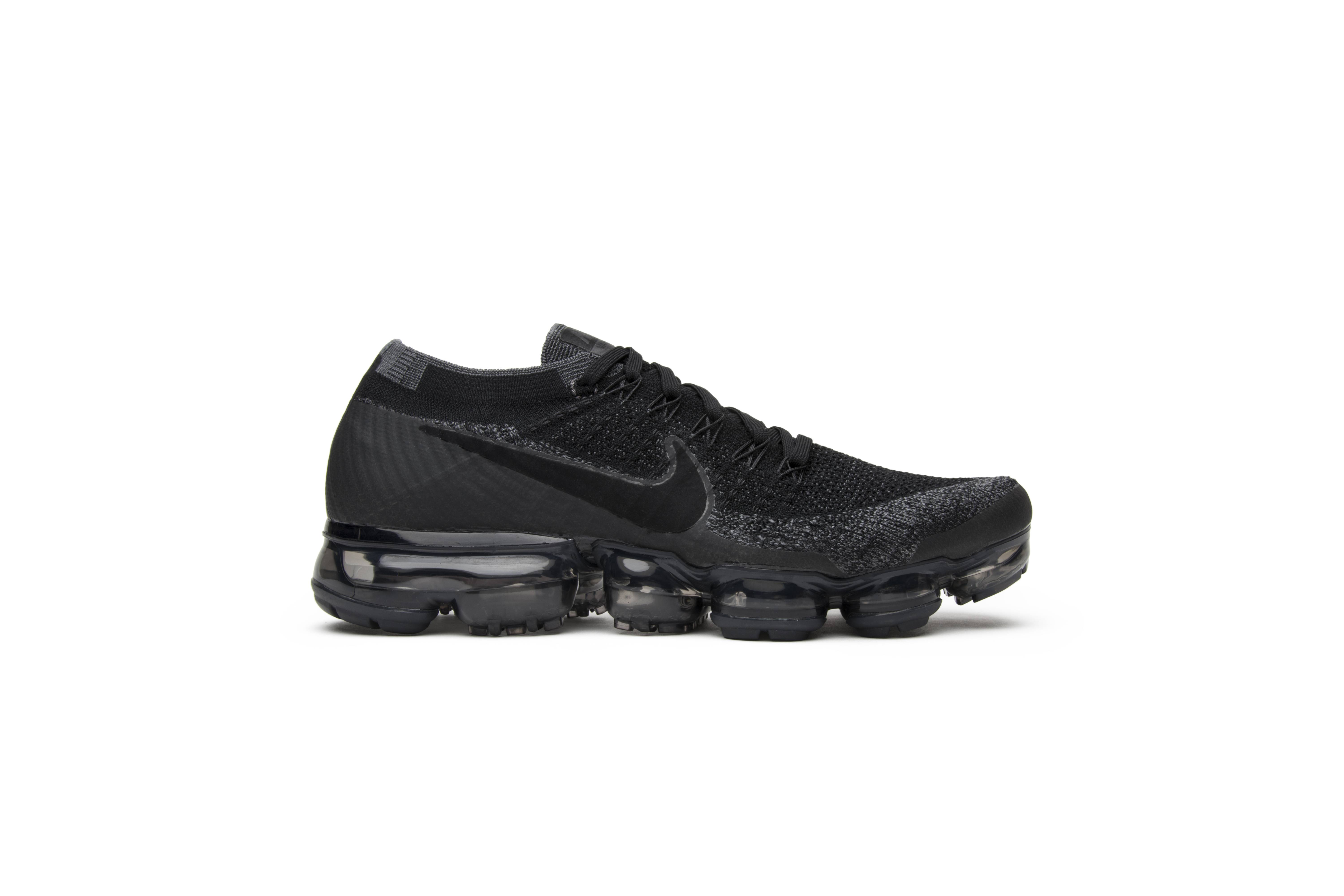 Buy (Women) Nike Air VaporMax Triple Black 849557-006 Novelship