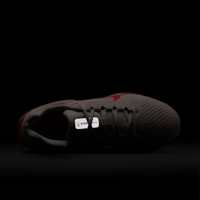 (W) Nike Air Winflo 11 'Sail/Crimson Brillante' FJ9510-105 Lookbook (W) Nike Air Winflo 11 'Sail/Crimson Brillante' FJ9510-105