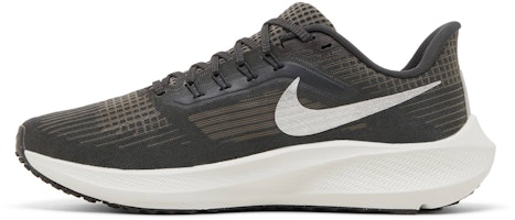 (W) Nike Air Winflo 9 'Gris Metálico Cobre' DH4072-007 Lookbook (W) Nike Air Winflo 9 'Gris Metálico Cobre' DH4072-007