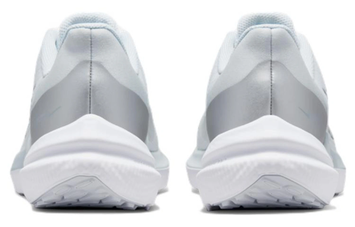 (Women) Nike Air Winflo 9 'White Metallic Silver' DD8686-100