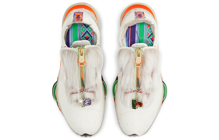 Shop （女性）耐吉 Air Zoom-Type 'Sail Light Orewood Brown' DC3288-111