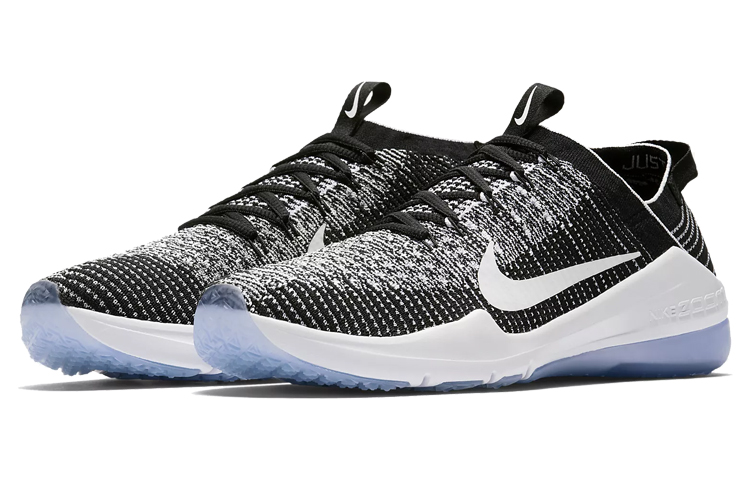Lookbook (W) Nike Air Zoom Fearless Flyknit 2 ''Nero''. AA1214-001