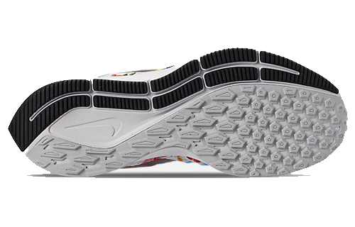 Shop (W) 耐克 Air Zoom Pegasus 35 '花卉' AV3520-001