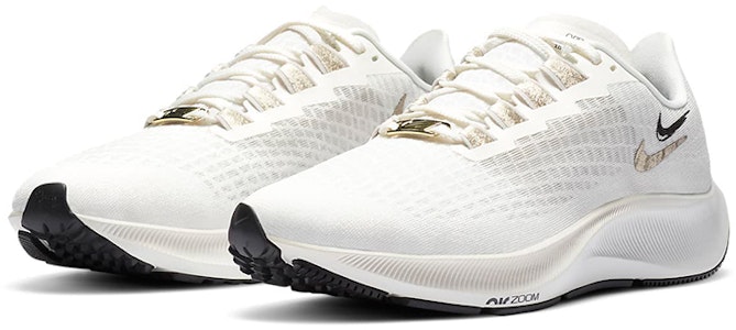 (W) Nike Air Zoom Pegasus 37 Premium 'Ivory' Sepatu Lari Wanita CZ2872-100 Lookbook (W) Nike Air Zoom Pegasus 37 Premium 'Ivory' Sepatu Lari Wanita CZ2872-100