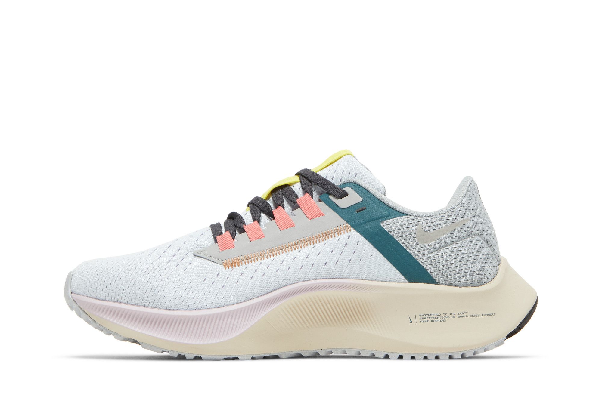 Shop （女鞋）Nike Air Zoom Pegasus 38 'Blue Tint Regal Pink' DC8796-400
