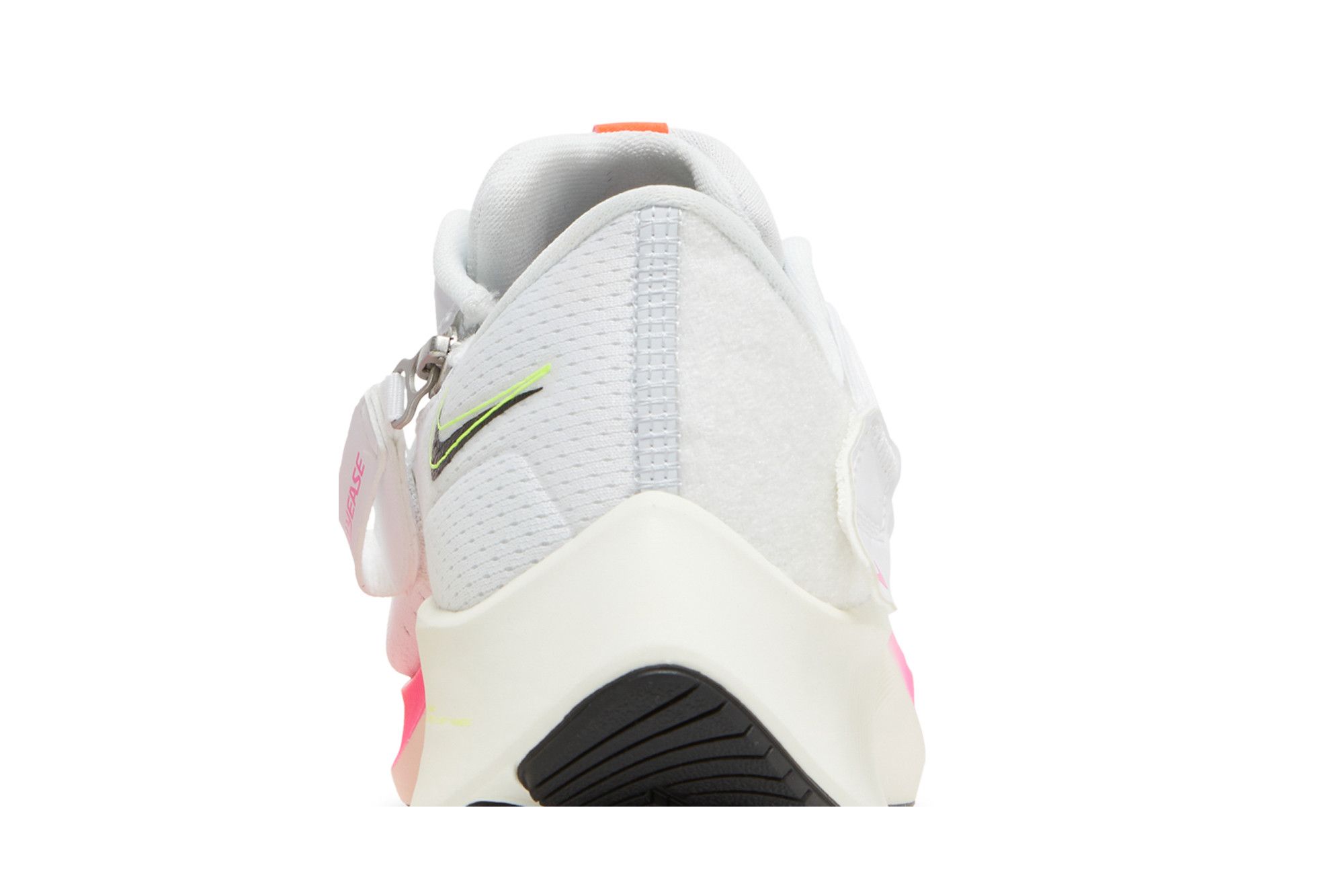 Cheap (W) 耐克 Air Zoom Pegasus 38 Flyease 'Rawdacious' 运动鞋 DJ5413-100