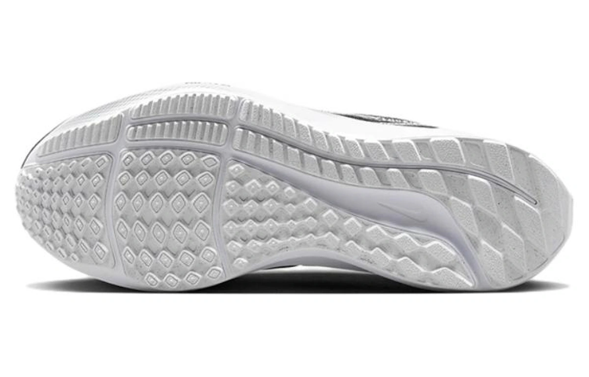 (Women) Nike Air Zoom Pegasus 39 'Black Zebra Iridescent' DR9619-001