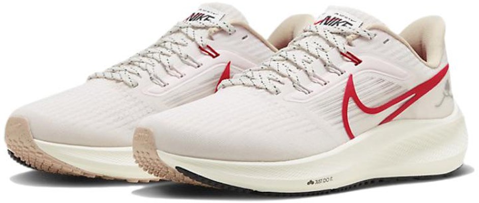 (W) 나이키 에어 줌 페가수스 39 '설날' FD4344-161 Lookbook (W) 나이키 에어 줌 페가수스 39 '설날' FD4344-161