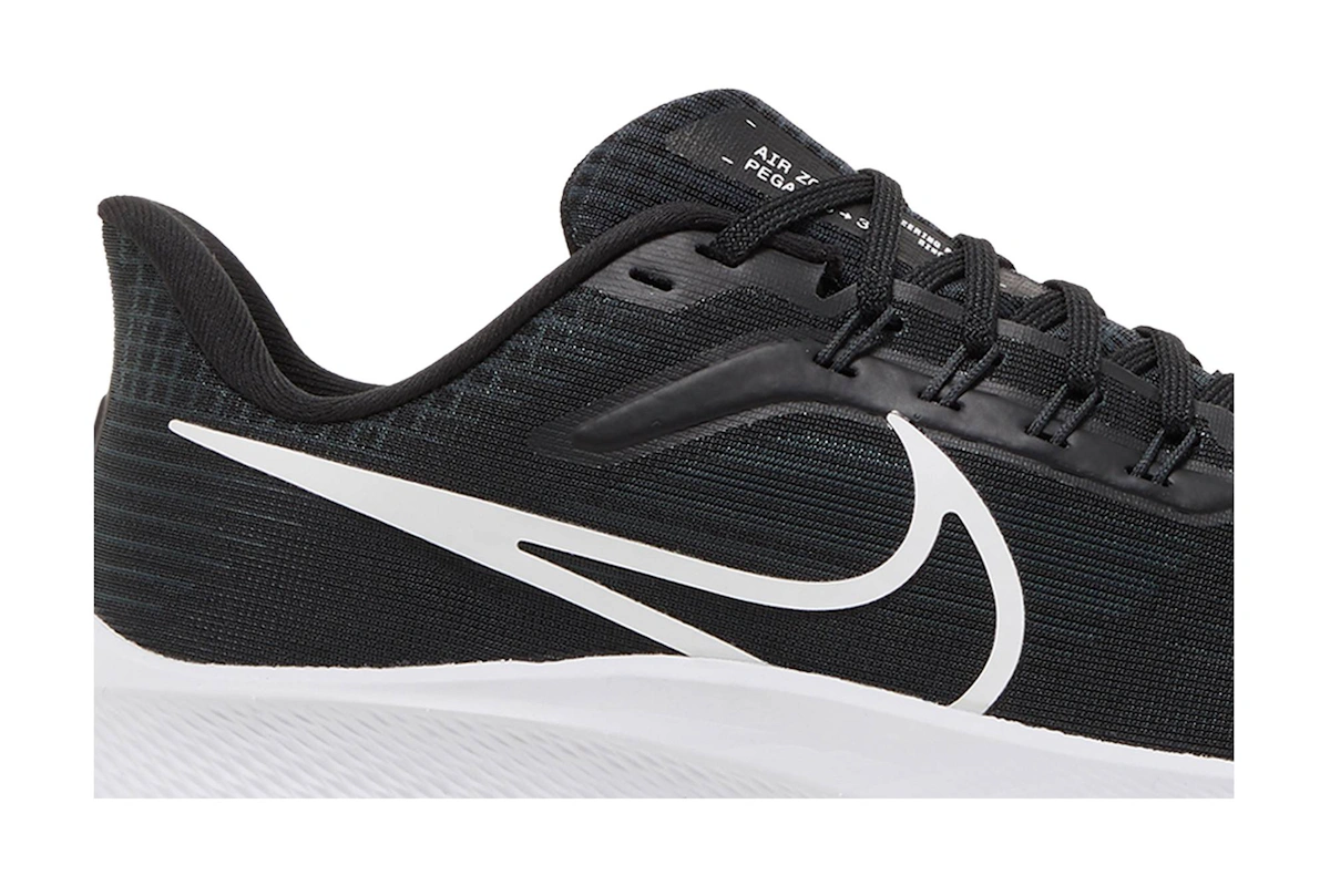 (Women) Nike Air Zoom Pegasus 39 Black White