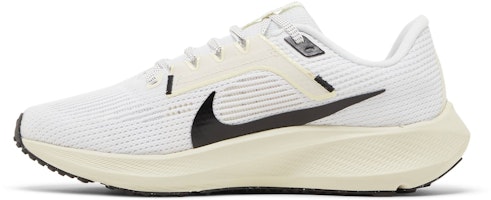 (W) ナイキ エア ズーム ペガサス 40 "ココナッツミルク" DV3854-100 Lookbook (W) ナイキ エア ズーム ペガサス 40 "ココナッツミルク" DV3854-100