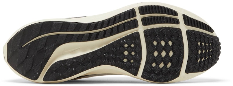 (W) Nike Air Zoom Pegasus 40 'Putih Kelapa' DV3854-100 Shop (W) Nike Air Zoom Pegasus 40 'Putih Kelapa' DV3854-100