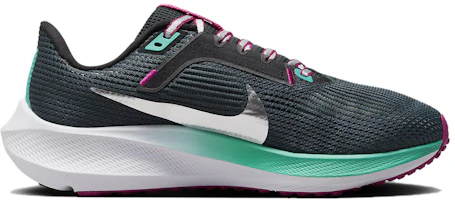 Order (W) Nike Air Zoom Pegasus 40 Wide 'Selva Profunda Plata Metálica' FN7991-300