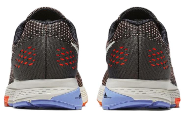 Shop Nike Air Zoom Structure 19 低筒跑步鞋 女款 棕黄色