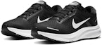 Lookbook (W) Nike Air Zoom Structure 23 'Hitam Putih' CZ6721-001