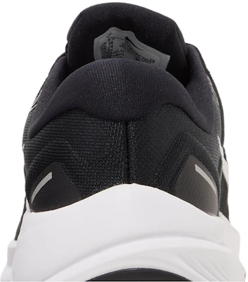 (W) Nike Air Zoom Struktur 24 Hitam Putih DA8570-001 1