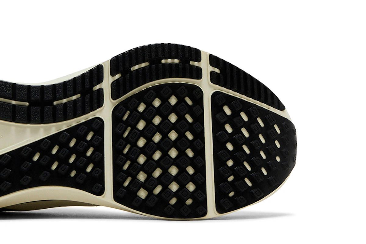 (Women) Nike Air Zoom Structure 25 'White Sail Coconut Milk' DJ7884-104