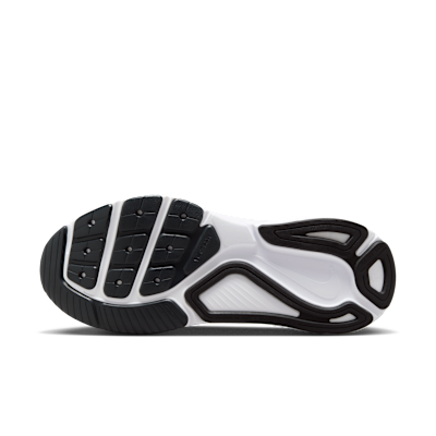 Order (W) Nike Air Zoom Structure 26 Hitam/Wolf Gray/Perak Metalik/Putih HQ2589-001