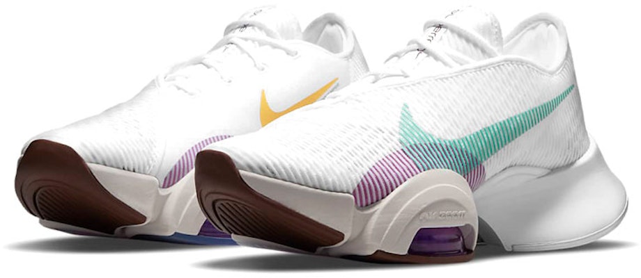 (W) Nike Air Zoom SuperRep 2 'Putih Hijau Bersinar' CU5925-135 Lookbook (W) Nike Air Zoom SuperRep 2 'Putih Hijau Bersinar' CU5925-135