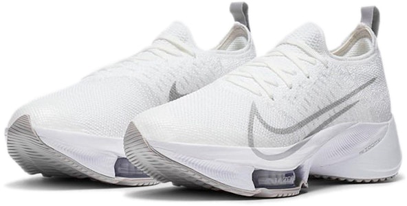 (W) ナイキ エア ズーム テンポ NEXT% フライニット 白/灰 CI9924-101 Lookbook (W) ナイキ エア ズーム テンポ NEXT% フライニット 白/灰 CI9924-101