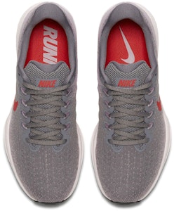 Nike Air Zoom Vomero 13 減震防滑耐磨 低筒 跑步鞋 女款 灰紅 Shop Nike Air Zoom Vomero 13 減震防滑耐磨 低筒 跑步鞋 女款 灰紅