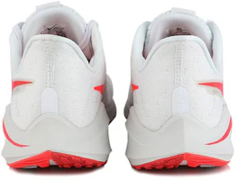 Shop Nike Air Zoom Vomero 14 低幫 跑步鞋 女款 白紅