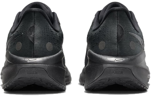 Nike Air Zoom Vomero 17 舒適百搭 減震耐磨 低幫 跑步鞋 女款 黑色 Shop Nike Air Zoom Vomero 17 舒適百搭 減震耐磨 低幫 跑步鞋 女款 黑色