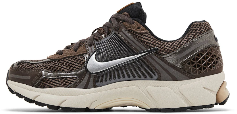 (W) Nike Air Zoom Vomero 5 ''Baroque Brown'' Heren Schoenen FN6742-201 Lookbook (W) Nike Air Zoom Vomero 5 ''Baroque Brown'' Heren Schoenen FN6742-201