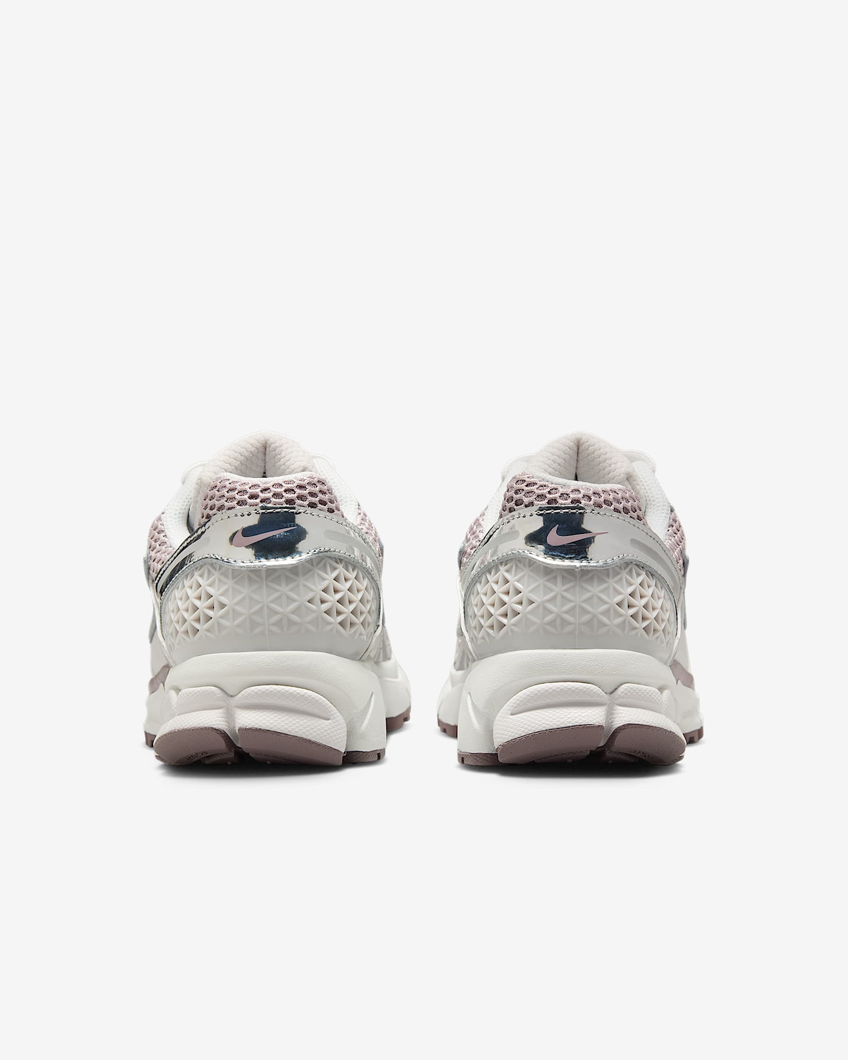 Cheap (W) Nike Zoom Vomero 5 Jualan Terus Eksklusif HV6417-001