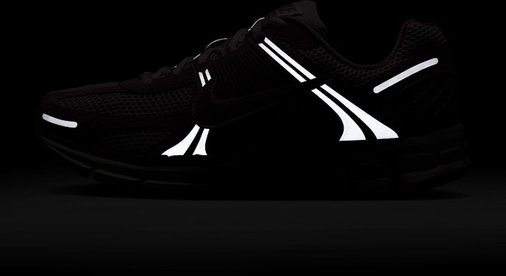 (W) 나이키 줌 보메로 5 온라인 익스클루시브 에디션 FJ2028-600 3