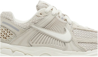 (W) Nike Air Zoom Vomero 5 'Coklat Light Orewood' FZ3780-101 Shop (W) Nike Air Zoom Vomero 5 'Coklat Light Orewood' FZ3780-101