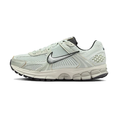(W) Nike Air Zoom Vomero 5 'Light Silver Chrome'