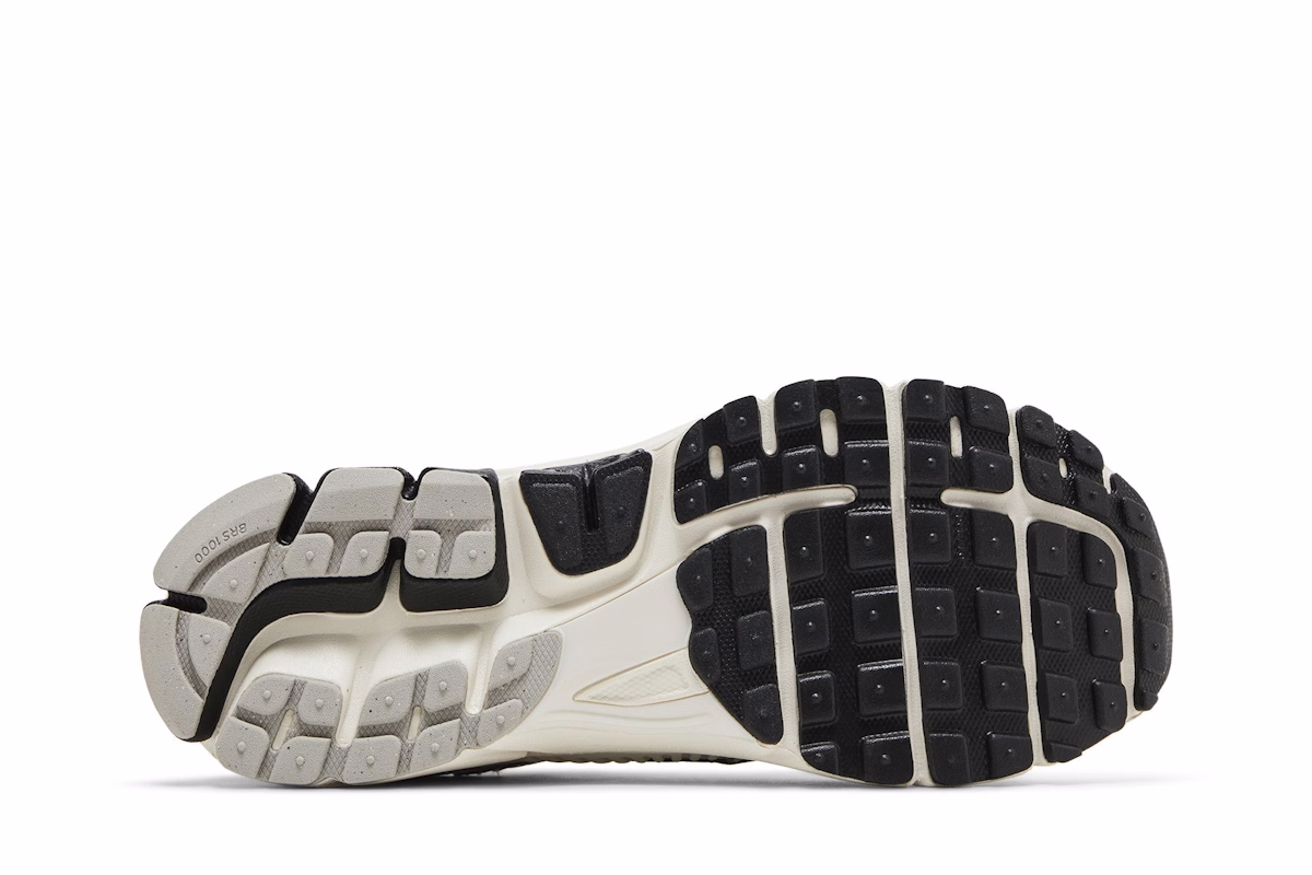 (Women) Nike Air Zoom Vomero 5 'Photon Dust Black'