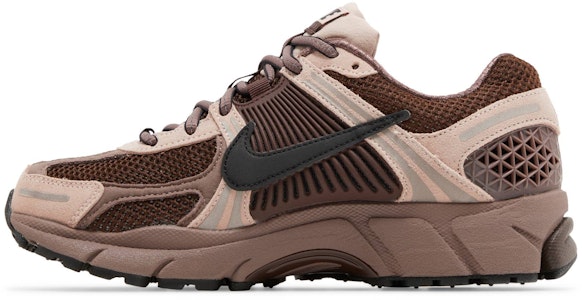 (女款)Nike Air Zoom Vomero 5 'Plum Eclipse' FV1166-200 Lookbook (女款)Nike Air Zoom Vomero 5 'Plum Eclipse' FV1166-200